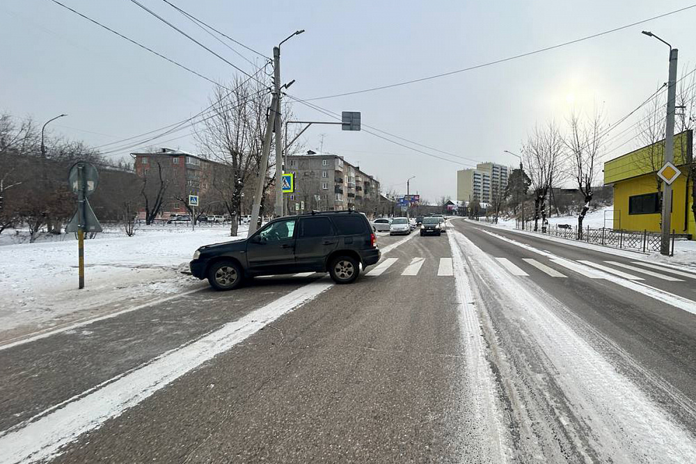 В Улан-Удэ на "зебре" сбили женщину В Улан-Удэ на "зебре" сбили женщину