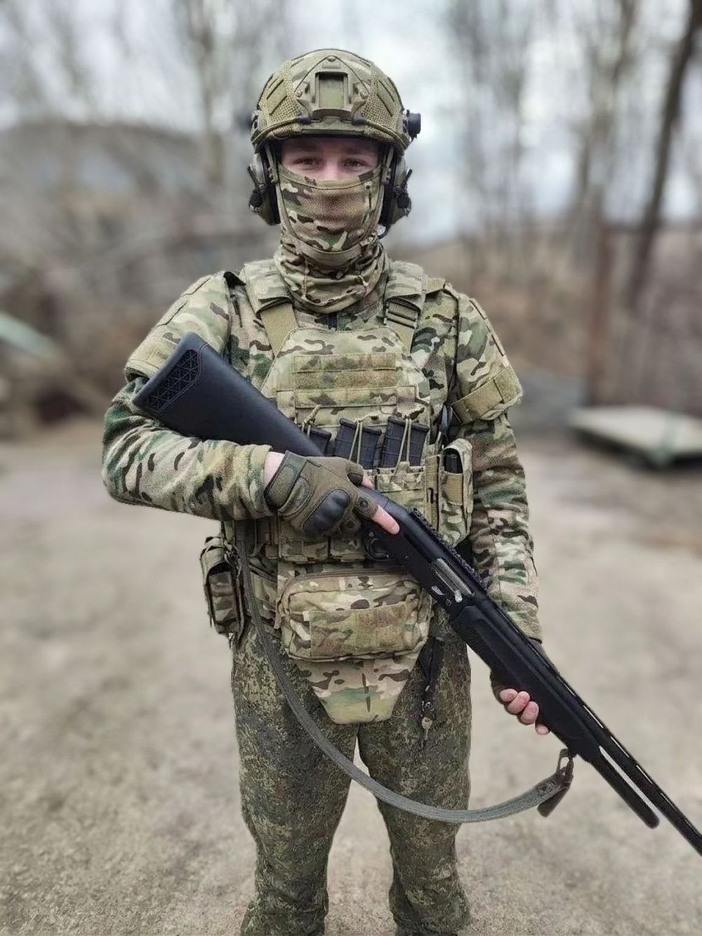 Военный из Бурятии спас автомобиль с имуществом от FPV-дрона в зоне СВО Военный из Бурятии спас автомобиль с имуществом от FPV-дрона в зоне СВО