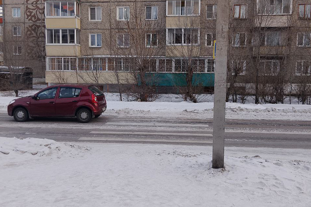 В Улан-Удэ мужчина на "Рено" сбил школьника В Улан-Удэ мужчина на "Рено" сбил школьника