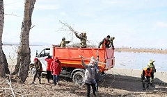 Почти 1000 машин привезли мусор на полигон Улан-Удэ