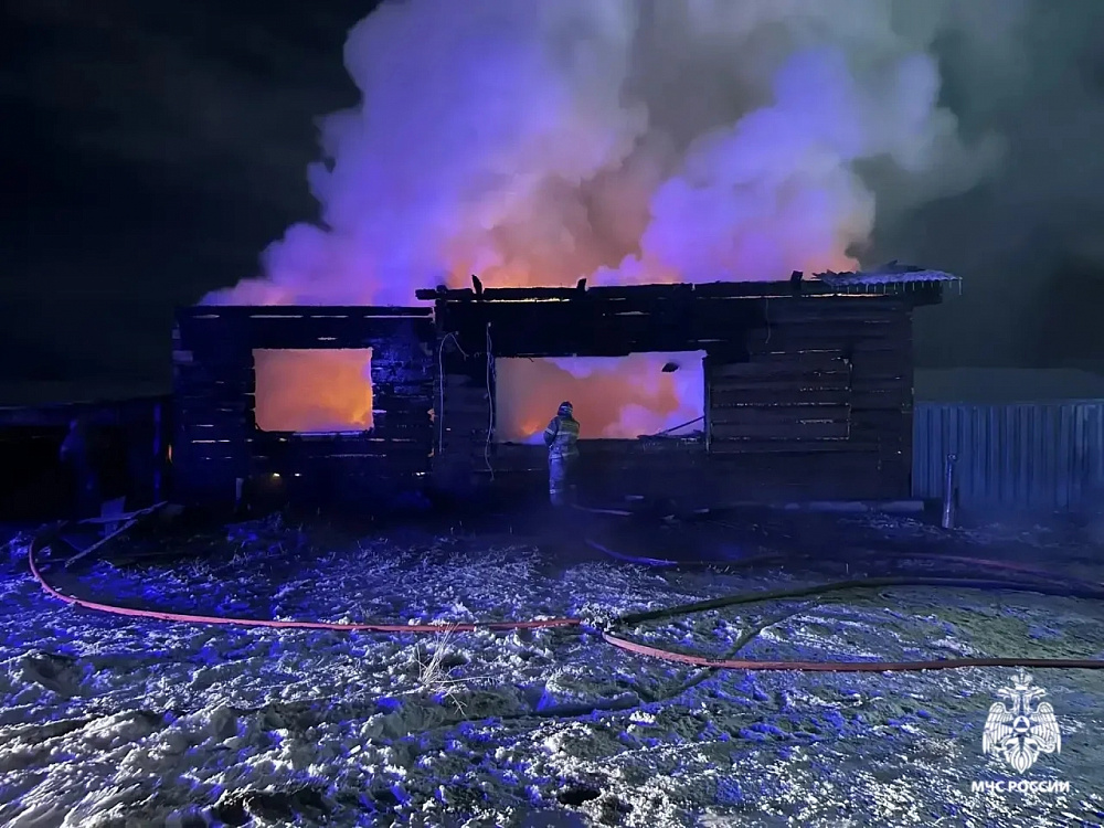 В Бурятии семья, потерявшая жилье из-за пожара, нуждается в помощи В Бурятии семья, потерявшая жилье из-за пожара, нуждается в помощи
