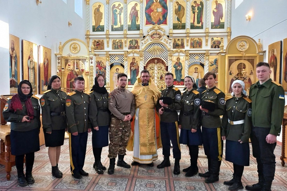 В Улан-Удэ казаки молитвами отметили свой праздник в храме Вознесения Господня В Улан-Удэ казаки молитвами отметили свой праздник в храме Вознесения Господня