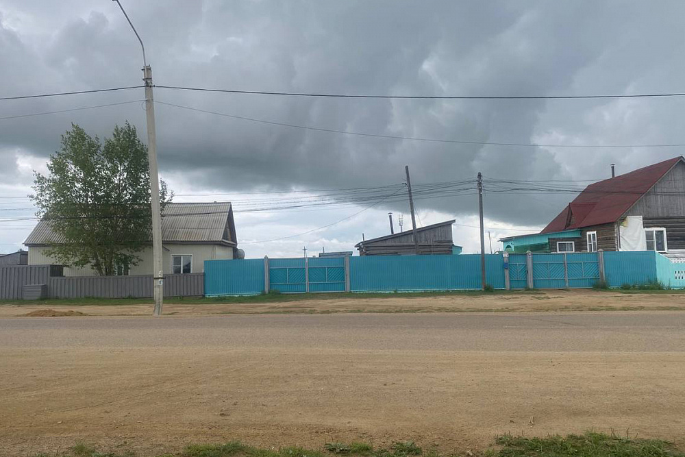 Житель Бурятии сбил собаку и «словил» мгновенную карму Житель Бурятии сбил собаку и «словил» мгновенную карму