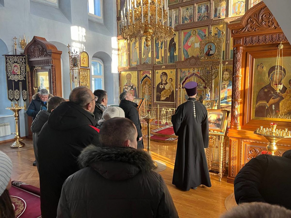 Участники СВО посетили храмовый комплекс Одигитриевского собора в Улан-Удэ Участники СВО посетили храмовый комплекс Одигитриевского собора в Улан-Удэ