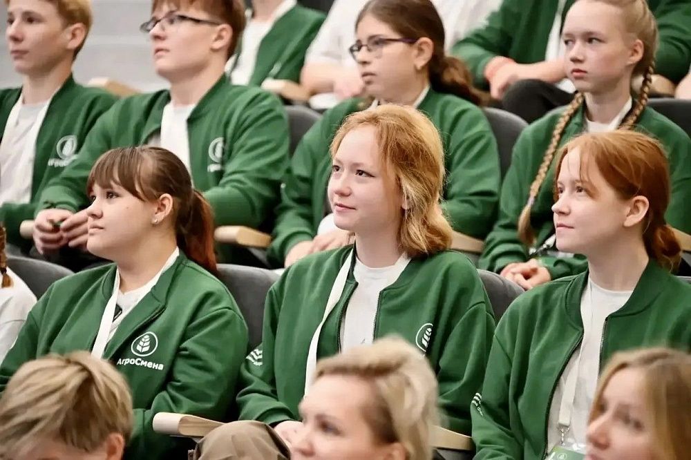 Школьница из Бурятии стала победительницей Всероссийского агроинтенсива Школьница из Бурятии стала победительницей Всероссийского агроинтенсива