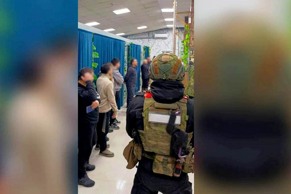 В Улан-Удэ на рынках и стройках искали нелегалов В Улан-Удэ на рынках и стройках искали нелегалов