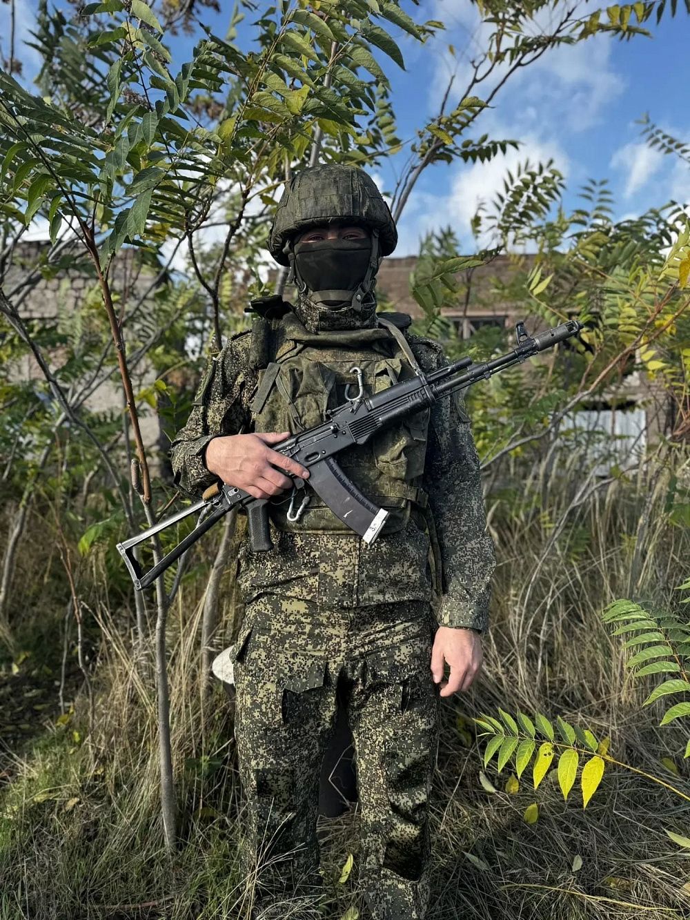 Уничтожил три БПЛА: военнослужащий из Бурятии награжден медалью Жукова Уничтожил три БПЛА: военнослужащий из Бурятии награжден медалью Жукова