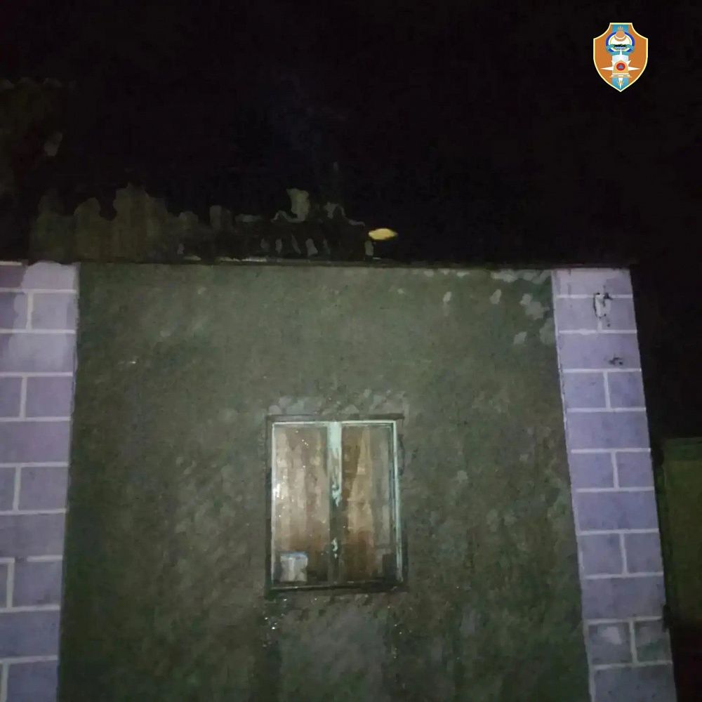 В районе Бурятии из-за перекала печи едва не сгорели постройки В районе Бурятии из-за перекала печи едва не сгорели постройки