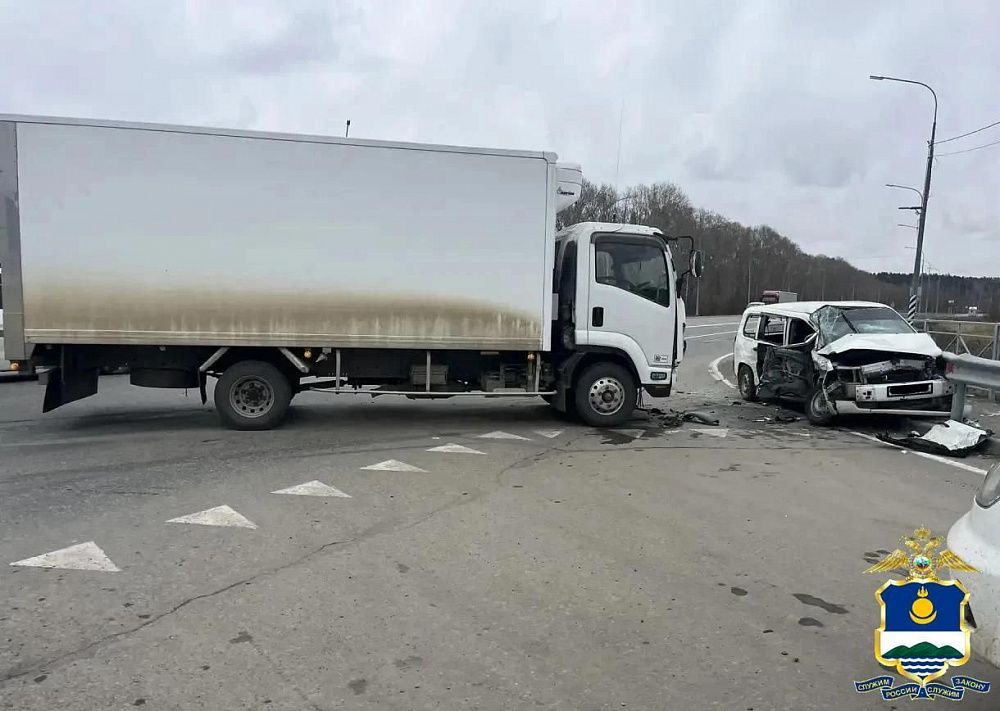 На трассе в Бурятии автоледи пострадала в ДТП На трассе в Бурятии автоледи пострадала в ДТП