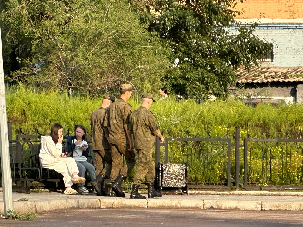 Боец СВО из Бурятии пожаловался, что ему не оказывают медпомощь и не отпускают к матери-инвалиду Боец СВО из Бурятии пожаловался, что ему не оказывают медпомощь и не отпускают к матери-инвалиду