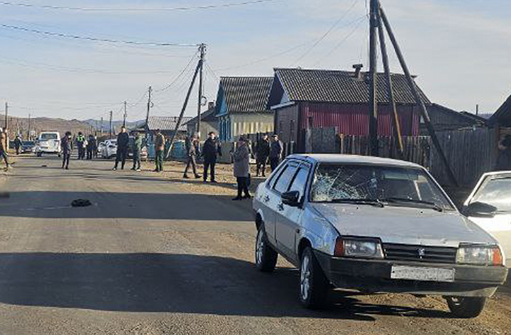 В Бурятии молодой водитель насмерть сбил мужчину В Бурятии молодой водитель насмерть сбил мужчину