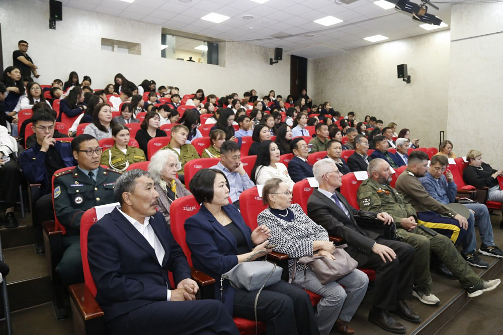 В Улан-Баторе прошла международная конференция, посвященная 80-летию Маньчжурской операции