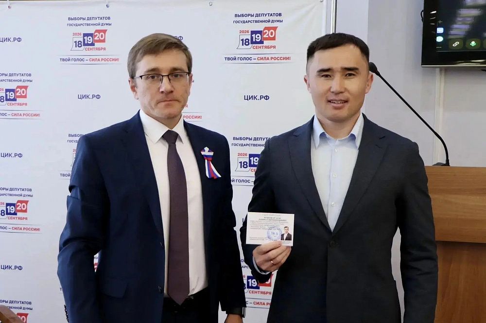 Дашибалу Мункожаргалову вручили удостоверение об избрании депутатом Государственной Думы Дашибалу Мункожаргалову вручили удостоверение об избрании депутатом Государственной Думы
